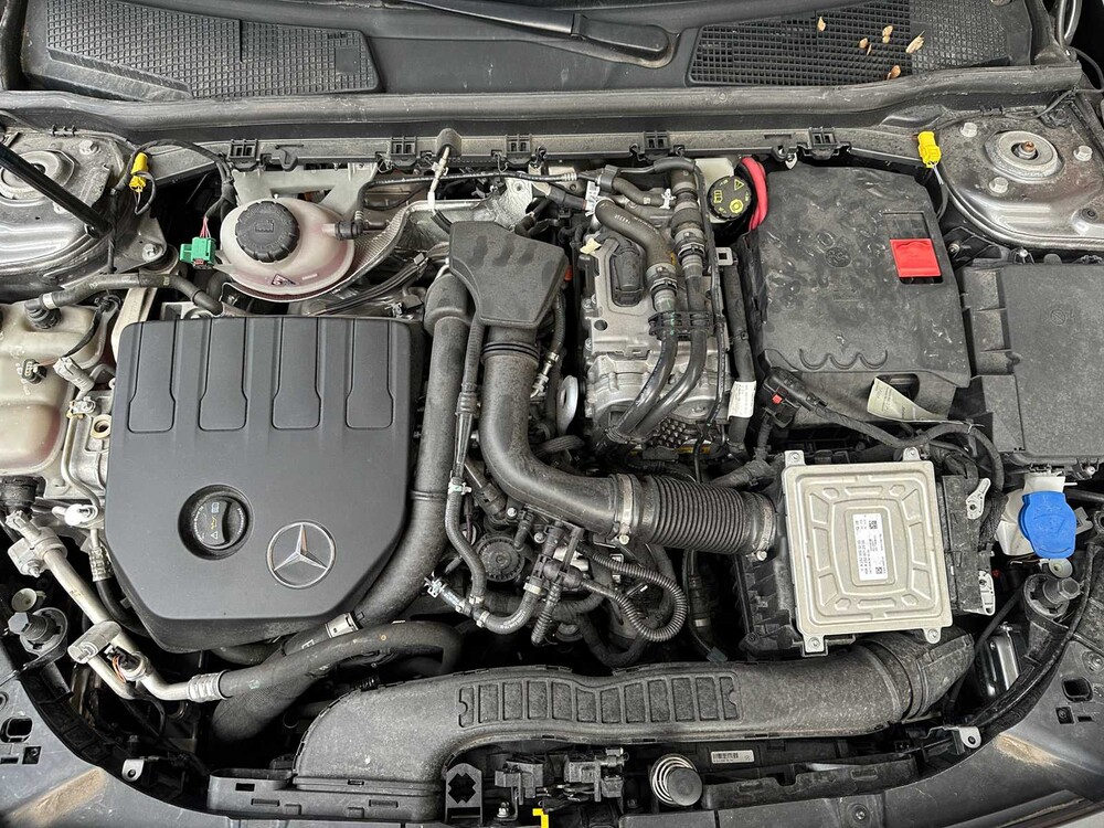 Mercedes-Benz A250 e AMG Business Solution 160pk 2021 A-Klasse, Z-927-LS