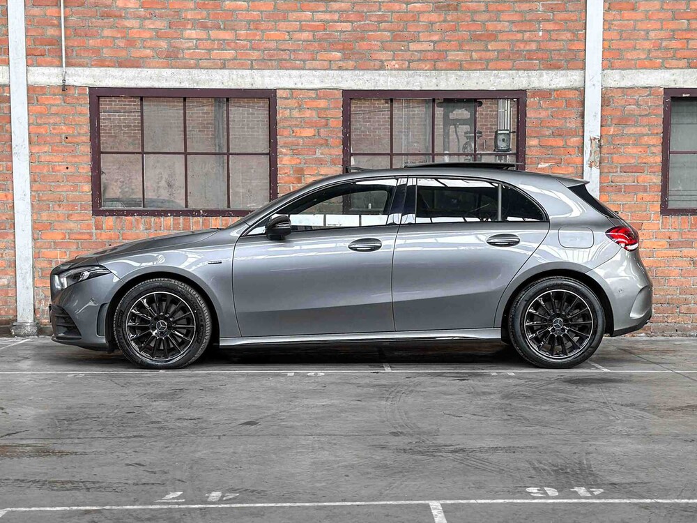 Mercedes-Benz A250 e AMG Business Solution 160pk 2021 A-Klasse, Z-927-LS