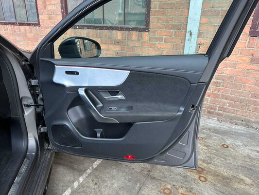 Mercedes-Benz A250 e AMG Business Solution 160PS 2021 A-Klasse, Z-927-LS
