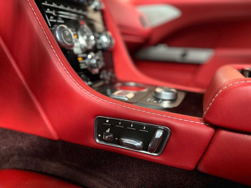 Aston Martin Rapide 5.9 V12 476pk 2013