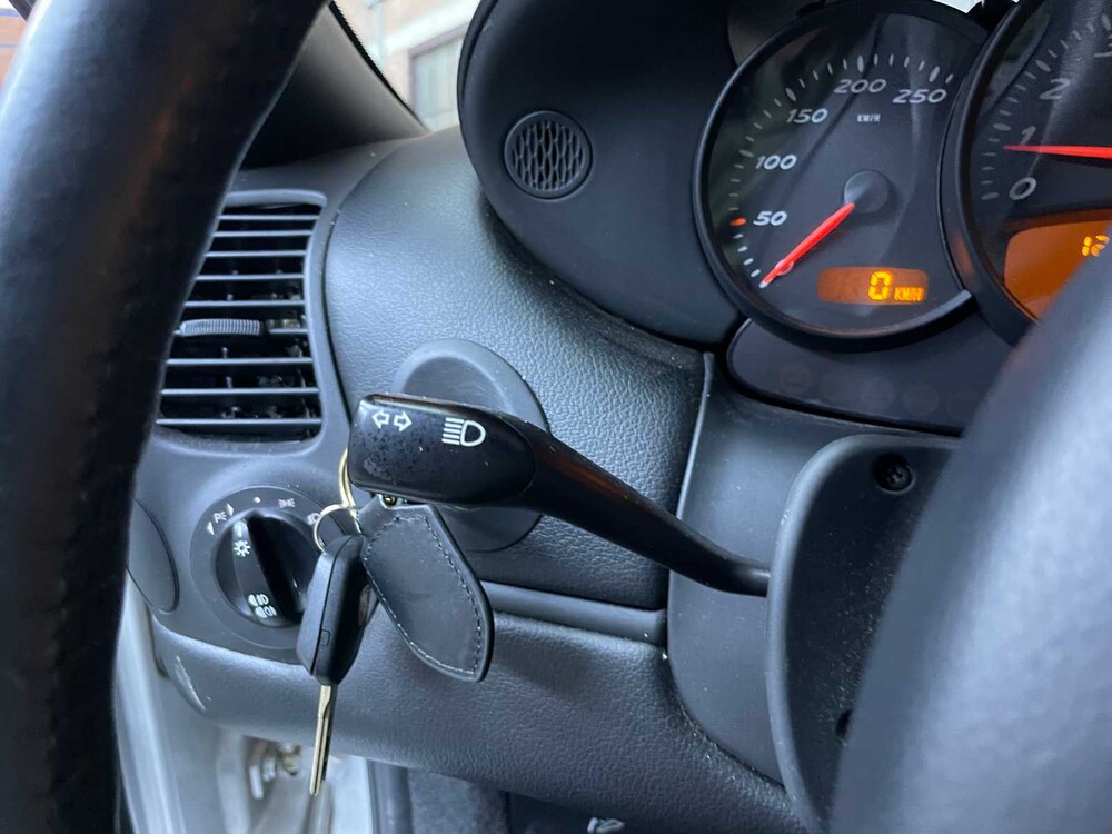 Porsche Boxster 986 Facelift 2.7 228pk 2003 -Youngtimer-