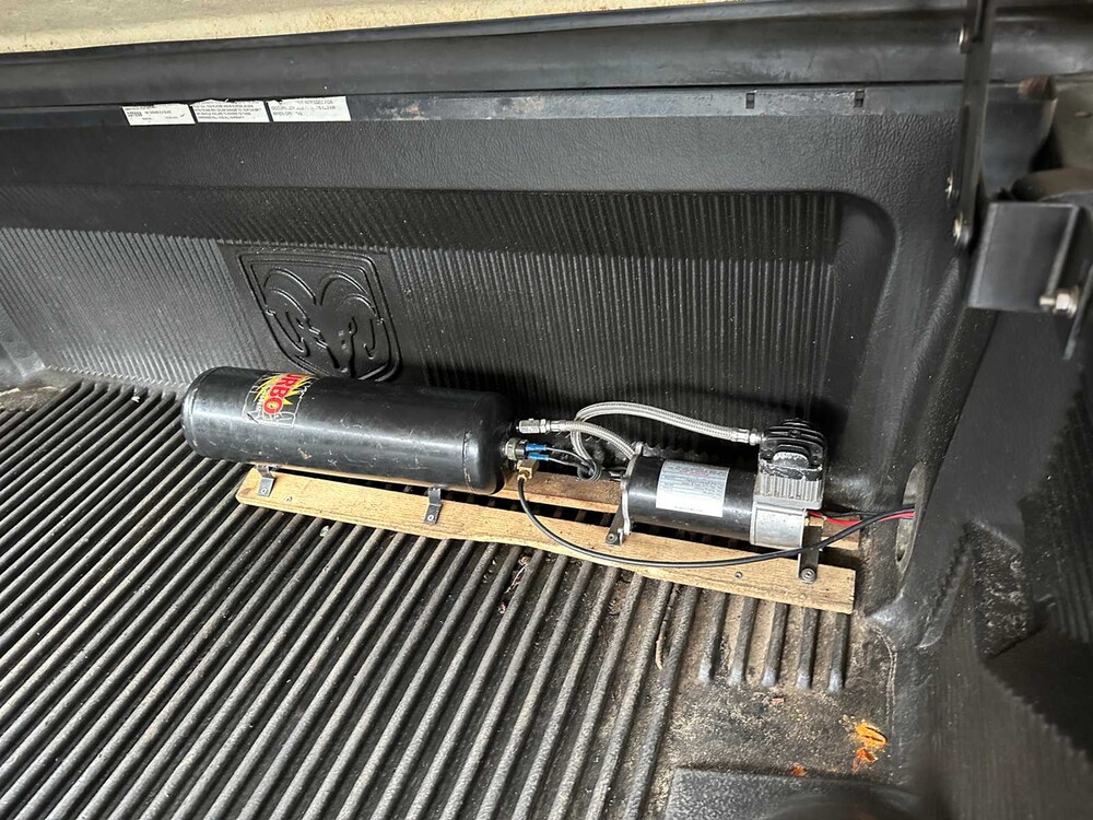 Dodge Ram 1500 4.7 V8 LPG 2012 314pk, 1-VTK-73