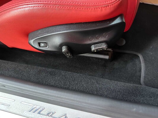 Maserati GranTurismo 4.2 V8 405PS 2009