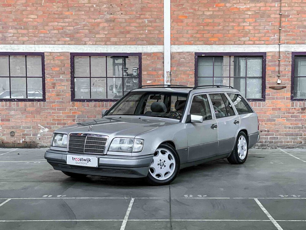 Mercedes-Benz E220 S124 E-Klasse 2.2 150pk 1994