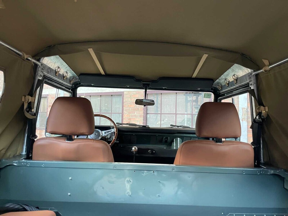 Land Rover Defender 90 Soft Top 2.5l 115pk 1993