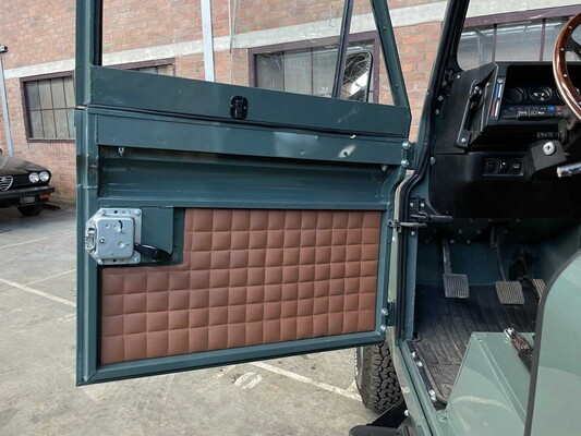 Land Rover Defender 90 Verdeck 2.5l 115PS 1993
