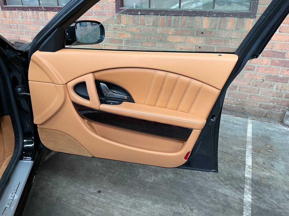 Maserati Quattroporte 4.2 V8 400PK ZF automaat 2008 Youngtimer