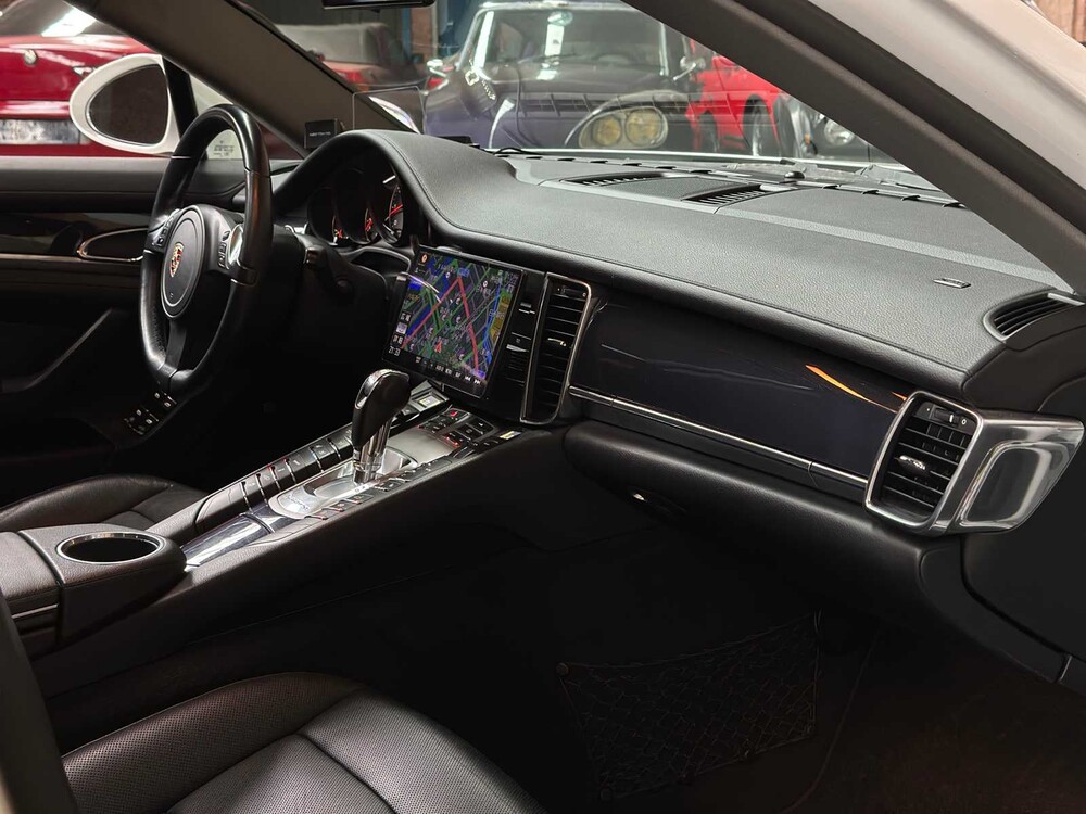 Porsche Panamera 4S 4.8 V8 400pk 2010 -Youngtimer-