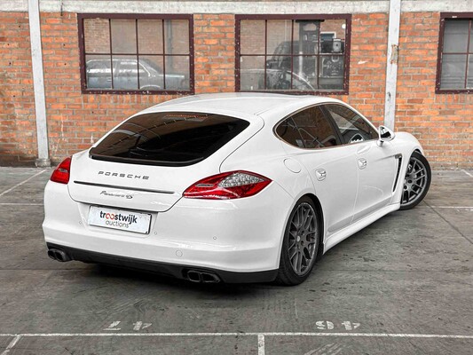 Porsche Panamera 4S 4.8 V8 400PS 2010 -Youngtimer-