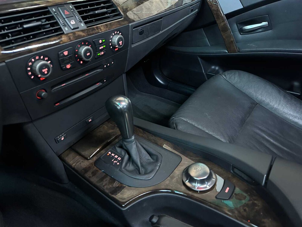 BMW 530i E60 5-Serie 258pk 2004 -Youngtimer-