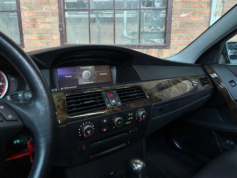 BMW 530i E60 5-Serie 258pk 2004 -Youngtimer-