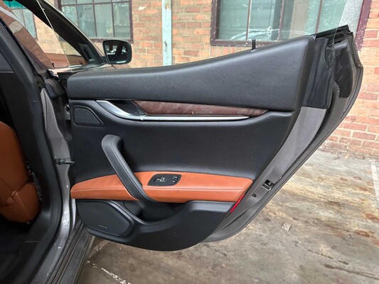 Maserati Quattroporte 4.6 V8 400PS ZF Automatik 2008 -Youngtimer-