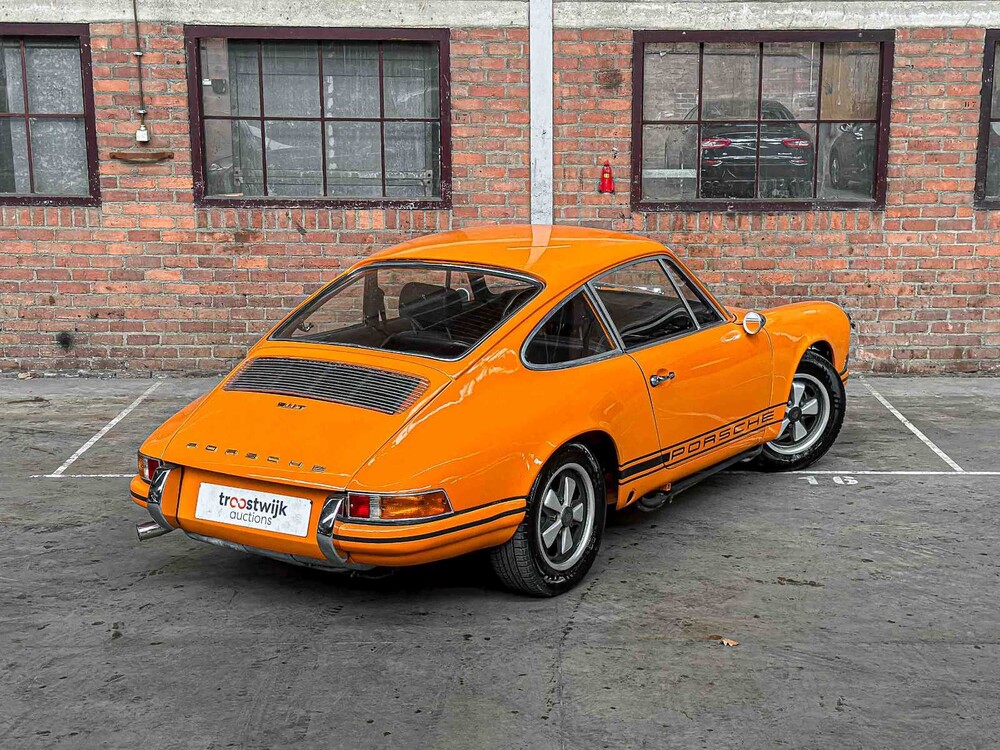 Porsche 911 T 3.0 Coupe F-Model 204pk 1969