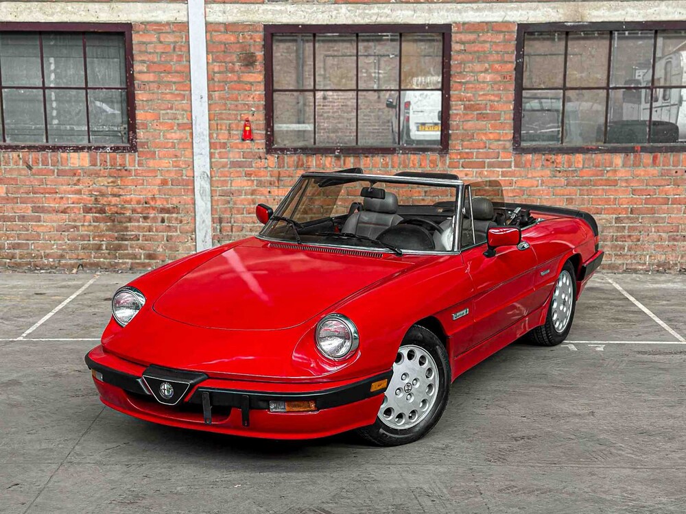 Alfa Romeo Spider 2.0 115pk 1987