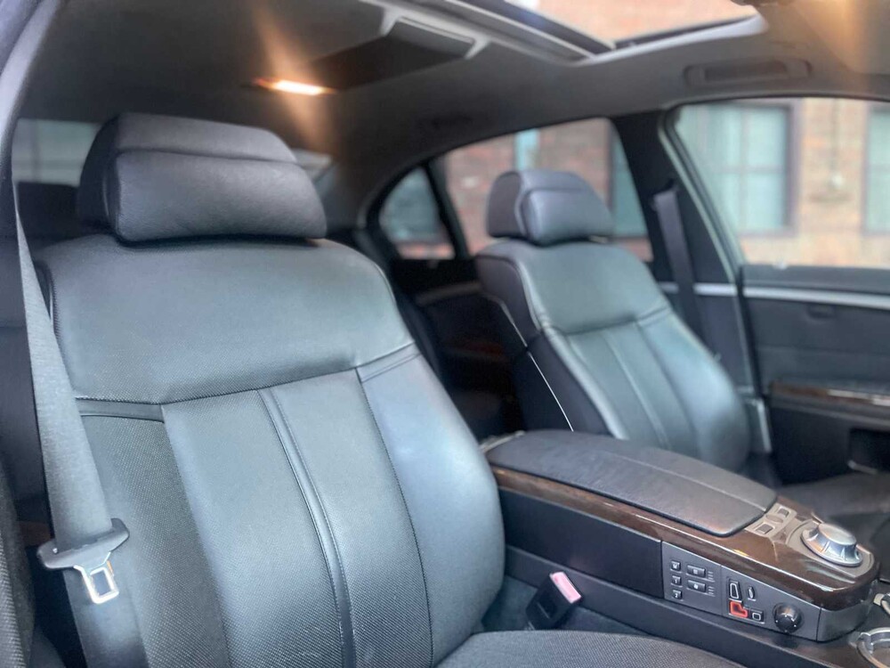 BMW 745Li Lang Executive E65 4.4 V8 333pk 2005 -Youngtimer-