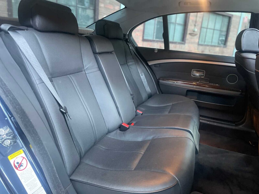 BMW 745Li Lang Executive E65 4.4 V8 333pk 2005 -Youngtimer-