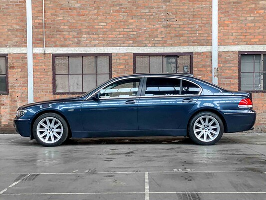 BMW 745Li Long Executive E65 4.4 V8 333PS 2005 -Youngtimer-