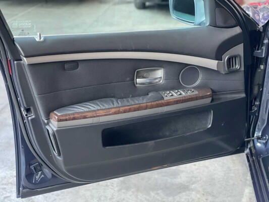 BMW 745Li Long Executive E65 4.4 V8 333PS 2005 -Youngtimer-
