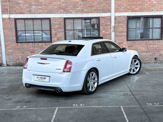 Chrysler 300C SRT8 Facelift 6.1 V8 477PS 2012