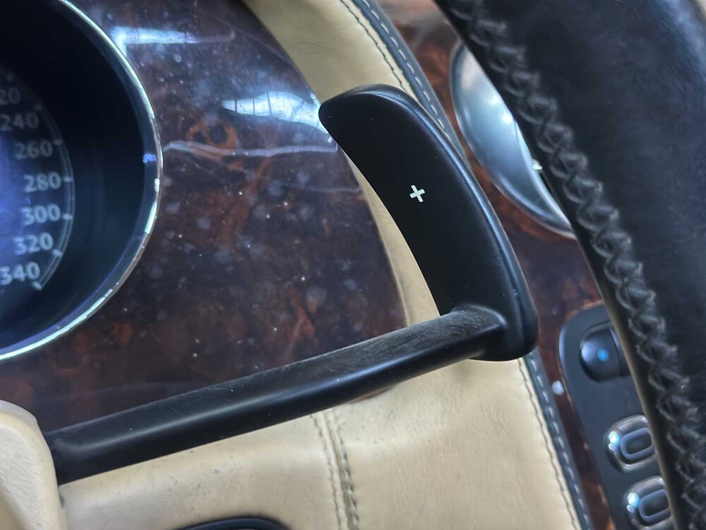 Bentley Continental Flying Spur MANSORY 6.0 W12 600pk 2007 Youngtimer