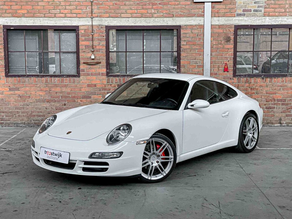 Porsche 911 997 Coupé 3.6 325pk 2005 Youngtimer