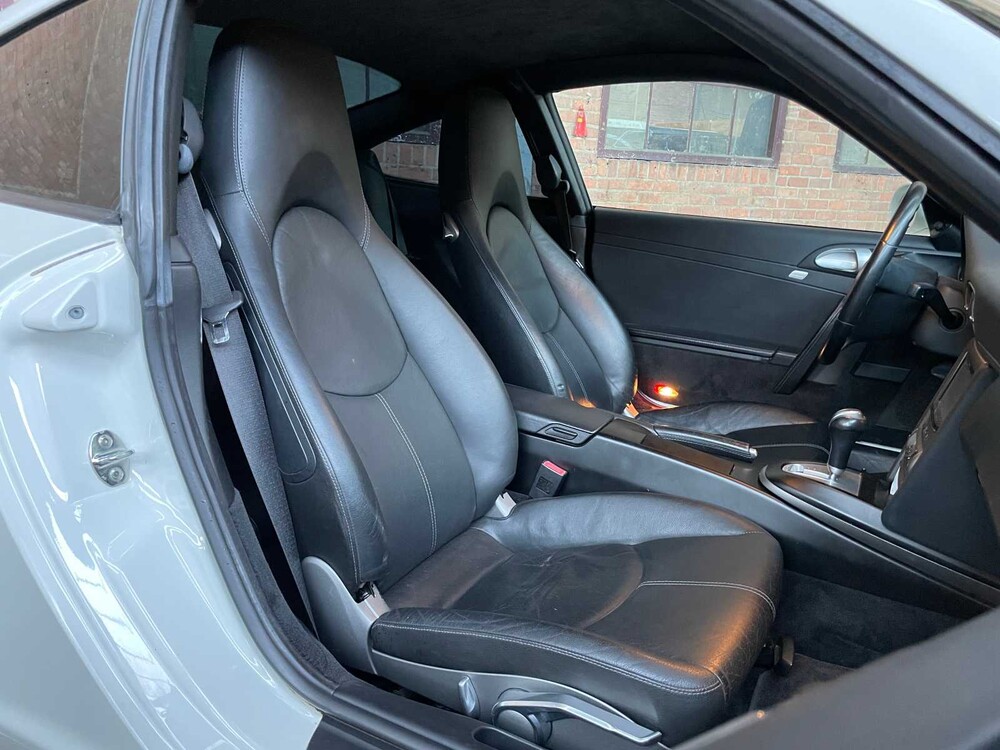 Porsche 911 997 Coupé 3.6 325pk 2005 Youngtimer