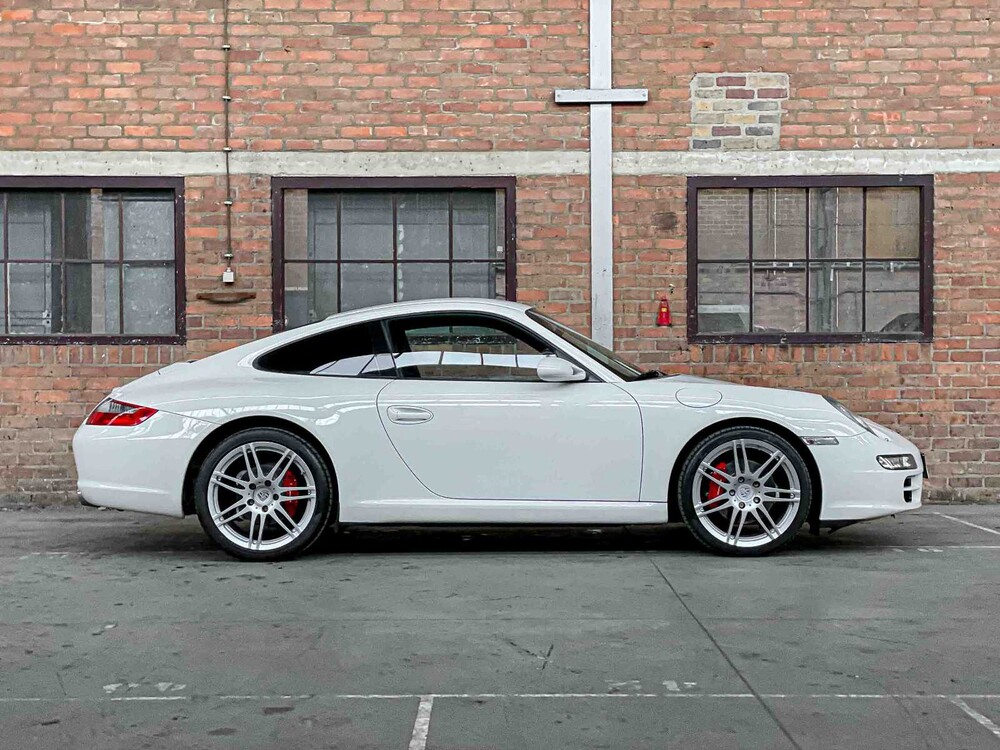 Porsche 911 997 Coupé 3.6 325pk 2005 Youngtimer