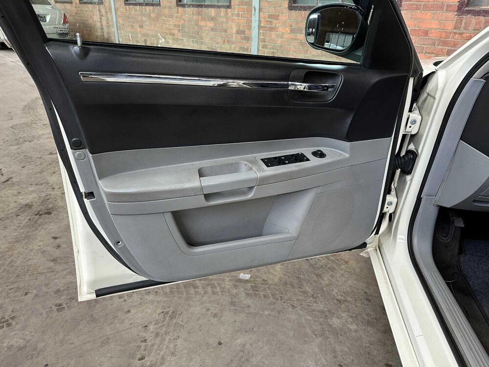 Chrysler 300C 3.5 V6 253pk 2006 Youngtimer