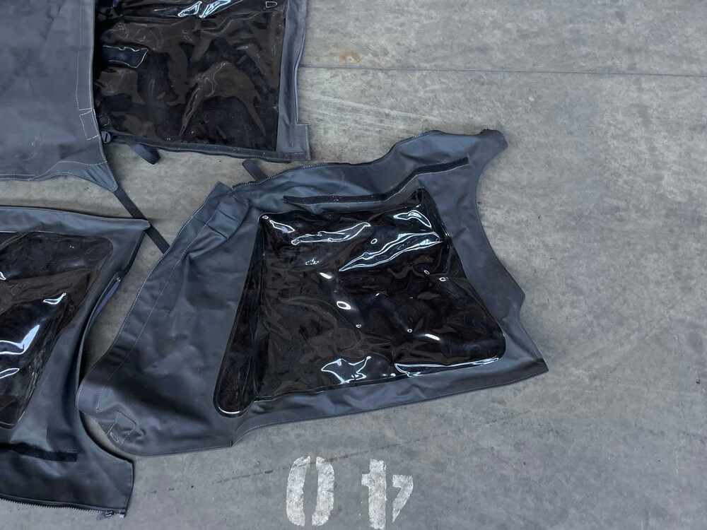 Jeep Wrangler 2.5i Softtop + Hardtop 118pk 1998, N-946-BP