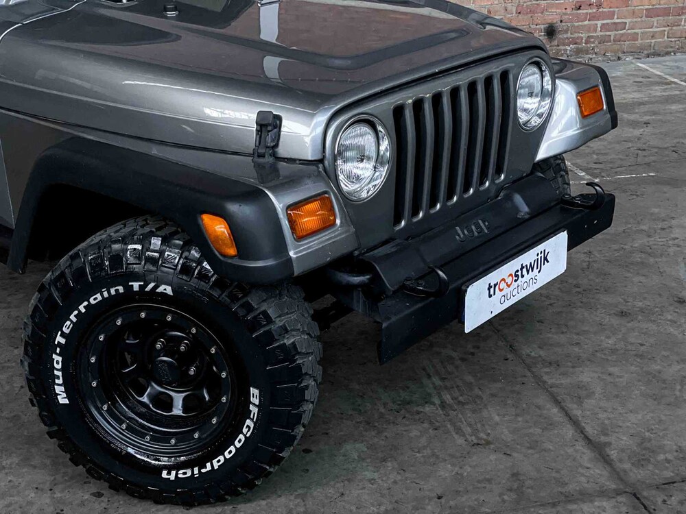 Jeep Wrangler 2.5i Softtop + Hardtop 118pk 1998, N-946-BP