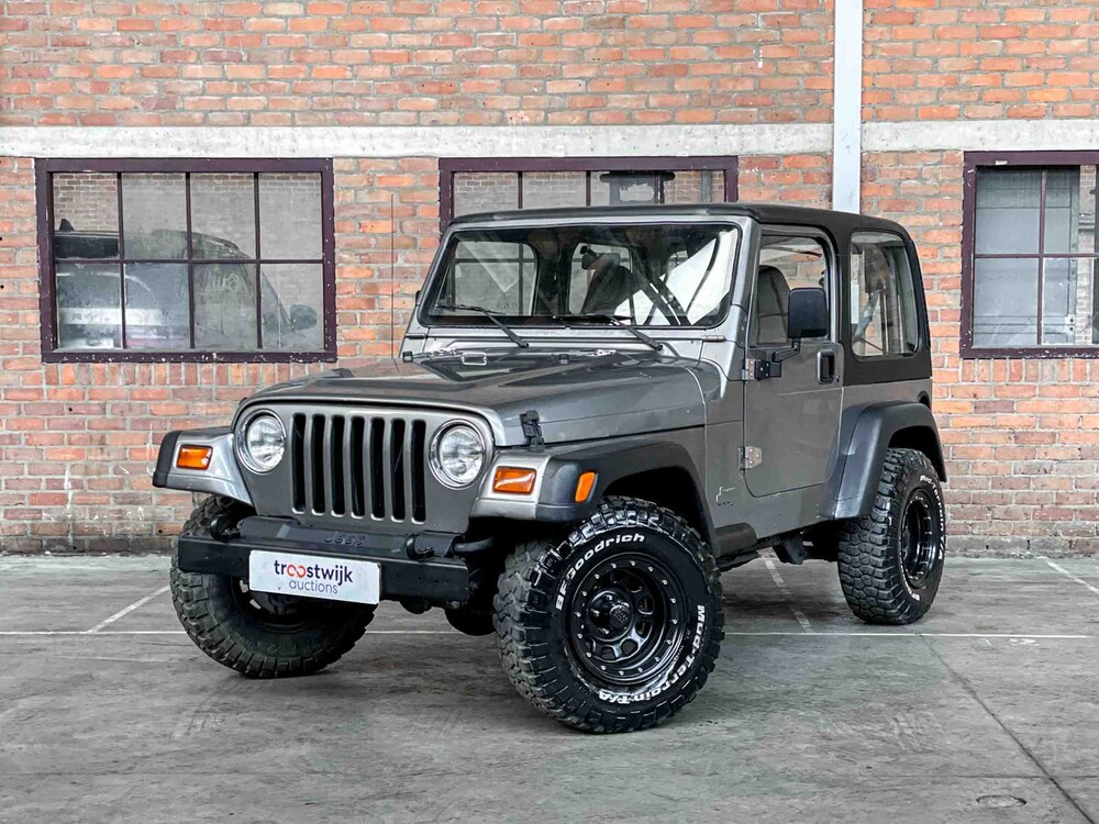 Jeep Wrangler 2.5i Softtop + Hardtop 118pk 1998, N-946-BP