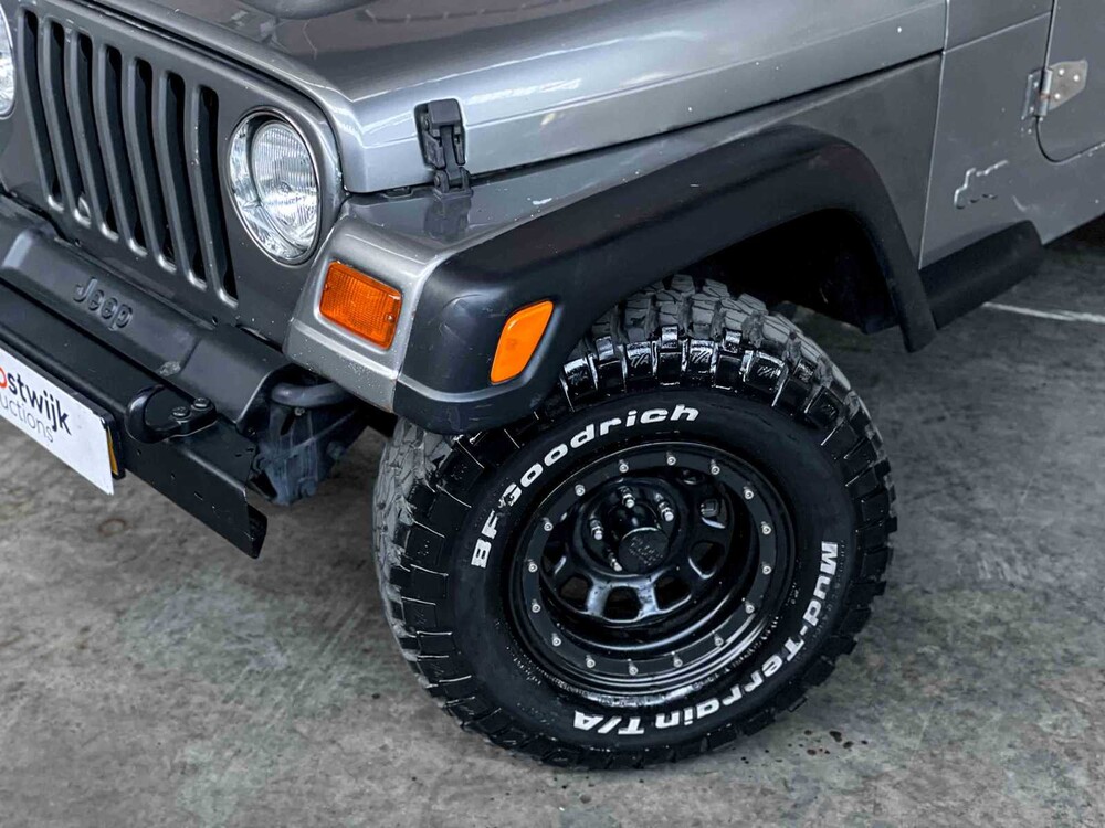 Jeep Wrangler 2.5i Softtop + Hardtop 118pk 1998, N-946-BP