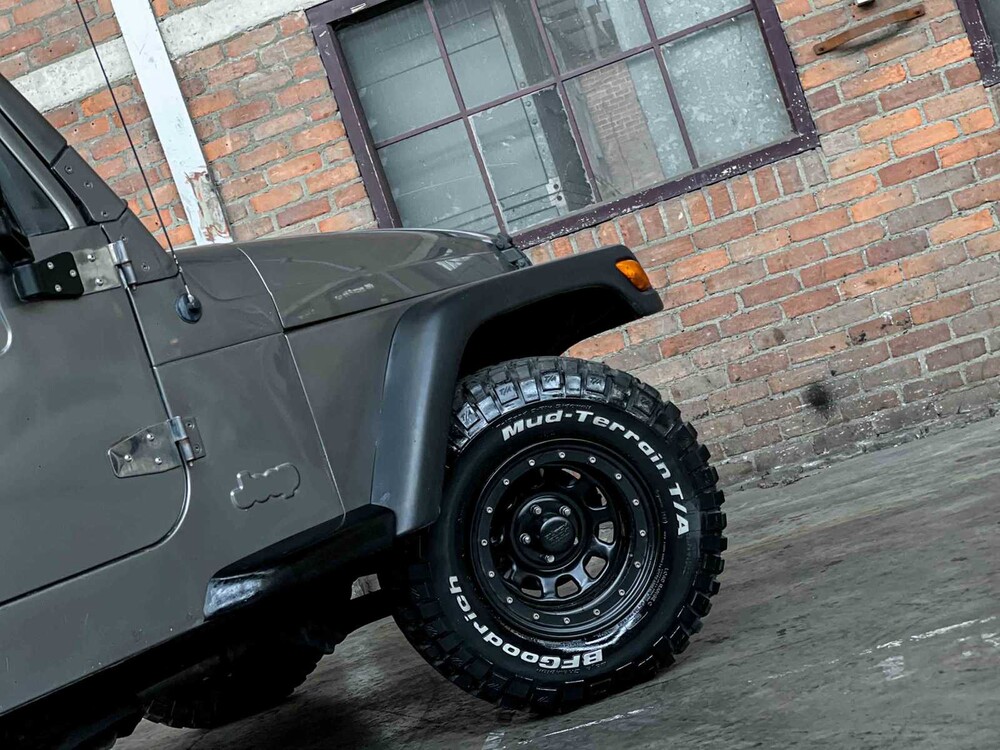 Jeep Wrangler 2.5i Softtop + Hardtop 118pk 1998, N-946-BP