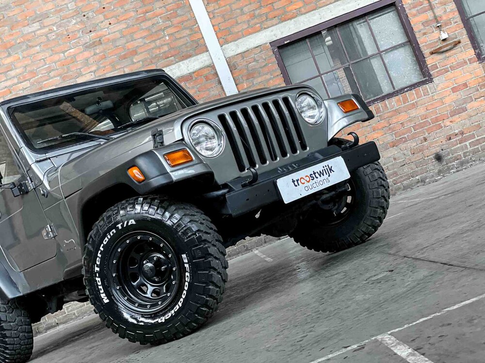 Jeep Wrangler 2.5i Softtop + Hardtop 118pk 1998, N-946-BP