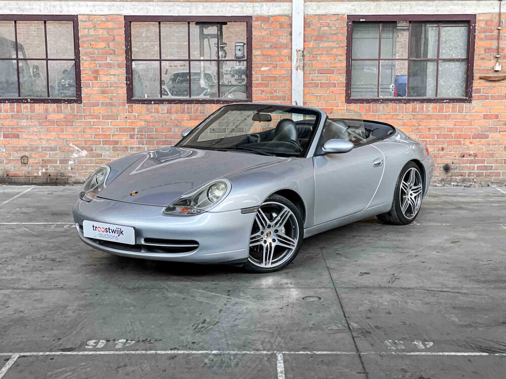 Porsche 911 996 Carrera 4 Cabriolet 3.4 300pk 1999 Youngtimer