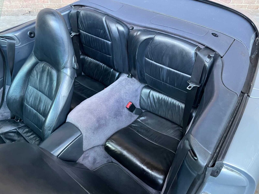 Porsche 911 996 Carrera 4 Cabriolet 3.4 300pk 1999 Youngtimer