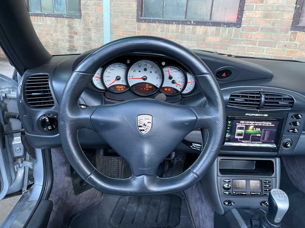 Porsche 911 996 Carrera 4 Cabriolet 3.4 300pk 1999 Youngtimer