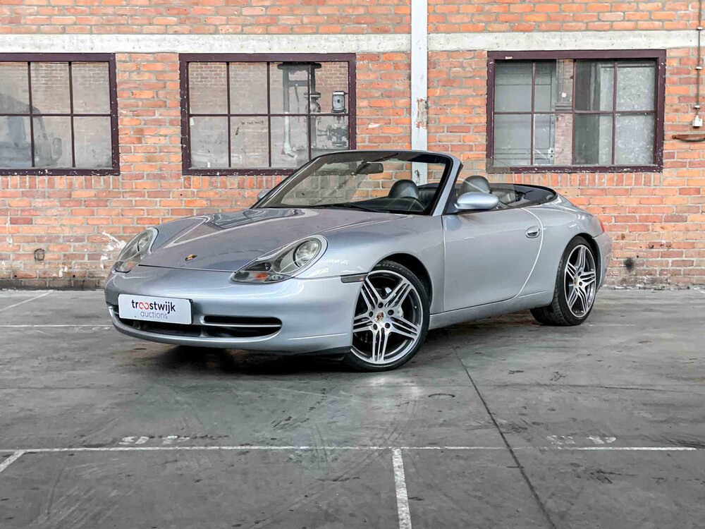 Porsche 911 996 Carrera 4 Cabriolet 3.4 300pk 1999 Youngtimer