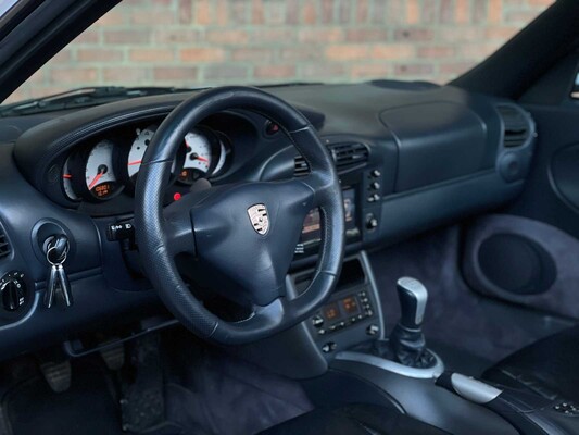 Porsche 911 996 Carrera 4 Cabriolet 3.4 300hp 1999 Youngtimer