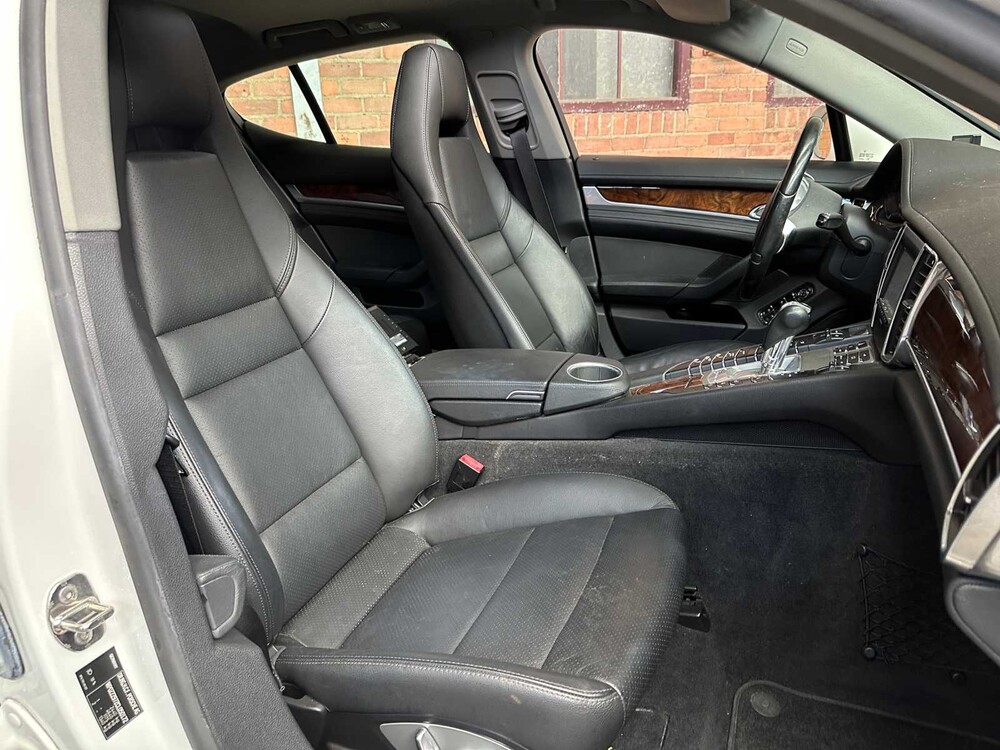Porsche Panamera 4S 4.8 V8 400pk 2010