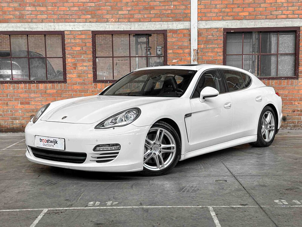 Porsche Panamera 4S 4.8 V8 400pk 2010