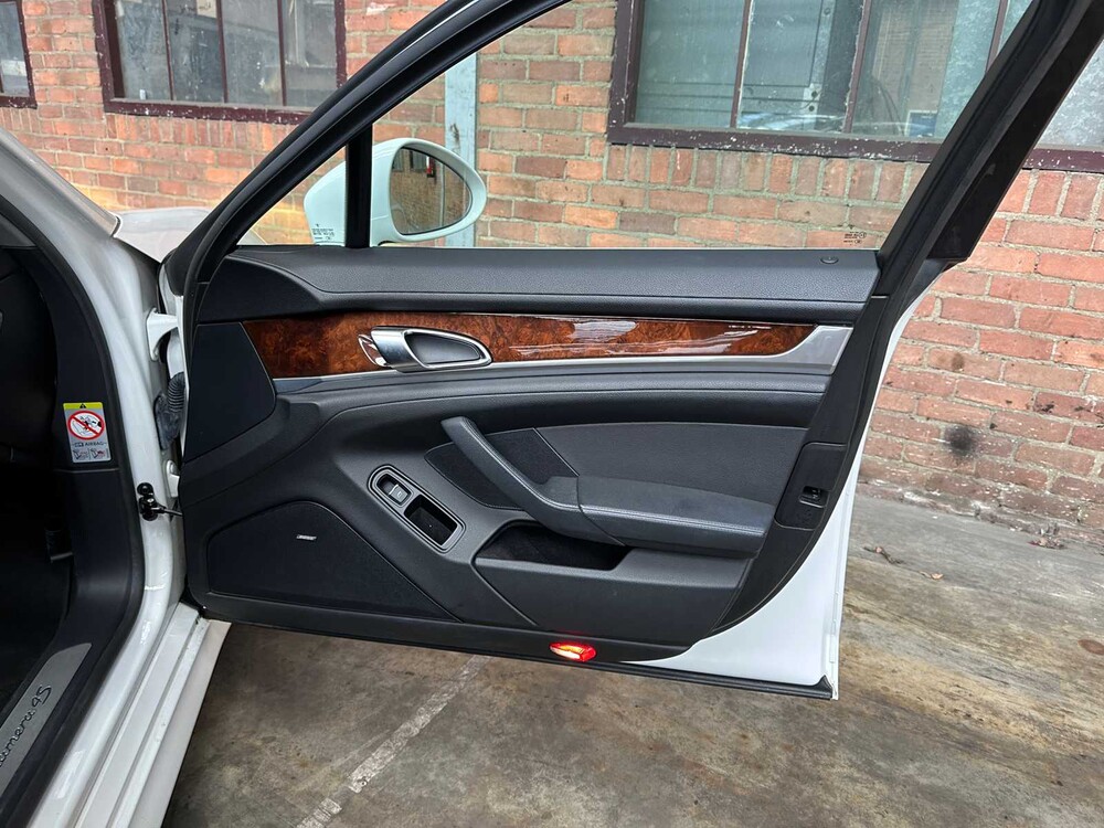 Porsche Panamera 4S 4.8 V8 400pk 2010