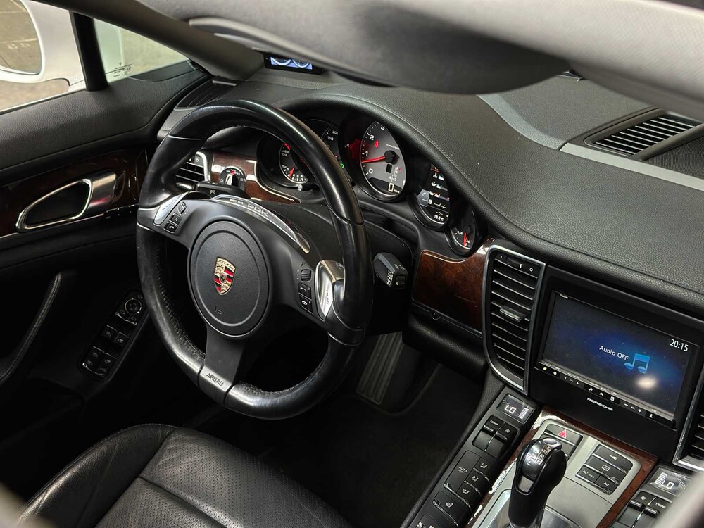 Porsche Panamera 4S 4.8 V8 400pk 2010