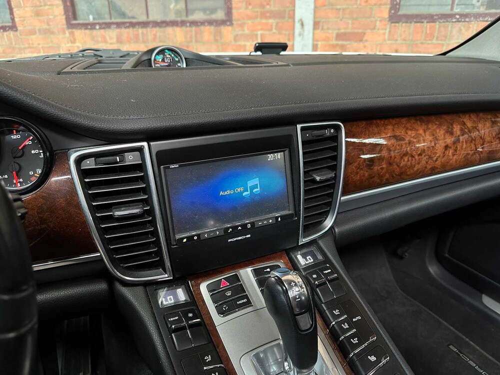 Porsche Panamera 4S 4.8 V8 400pk 2010