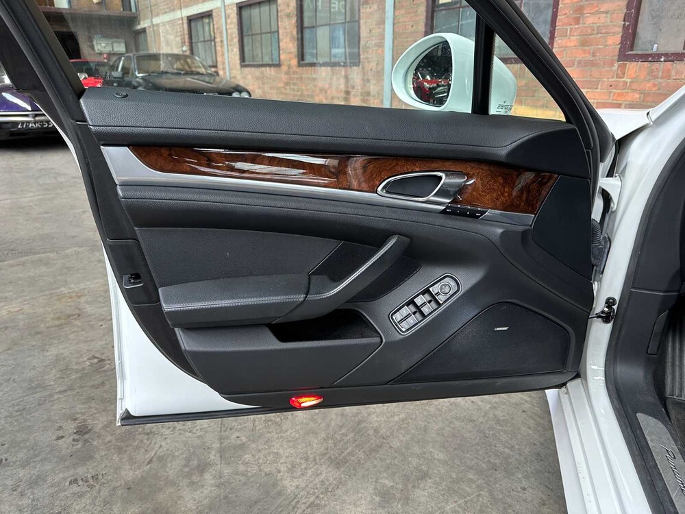 Porsche Panamera 4S 4.8 V8 400pk 2010