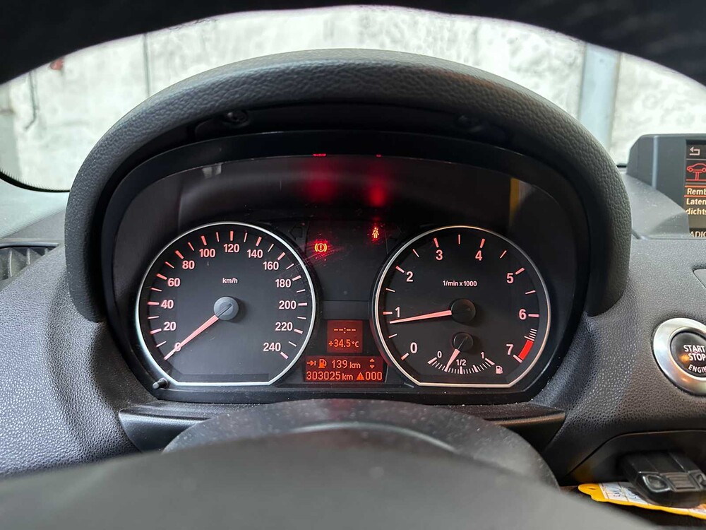 BMW 116i Business Line 1-serie 122pk 2008, 88-ZF-KS