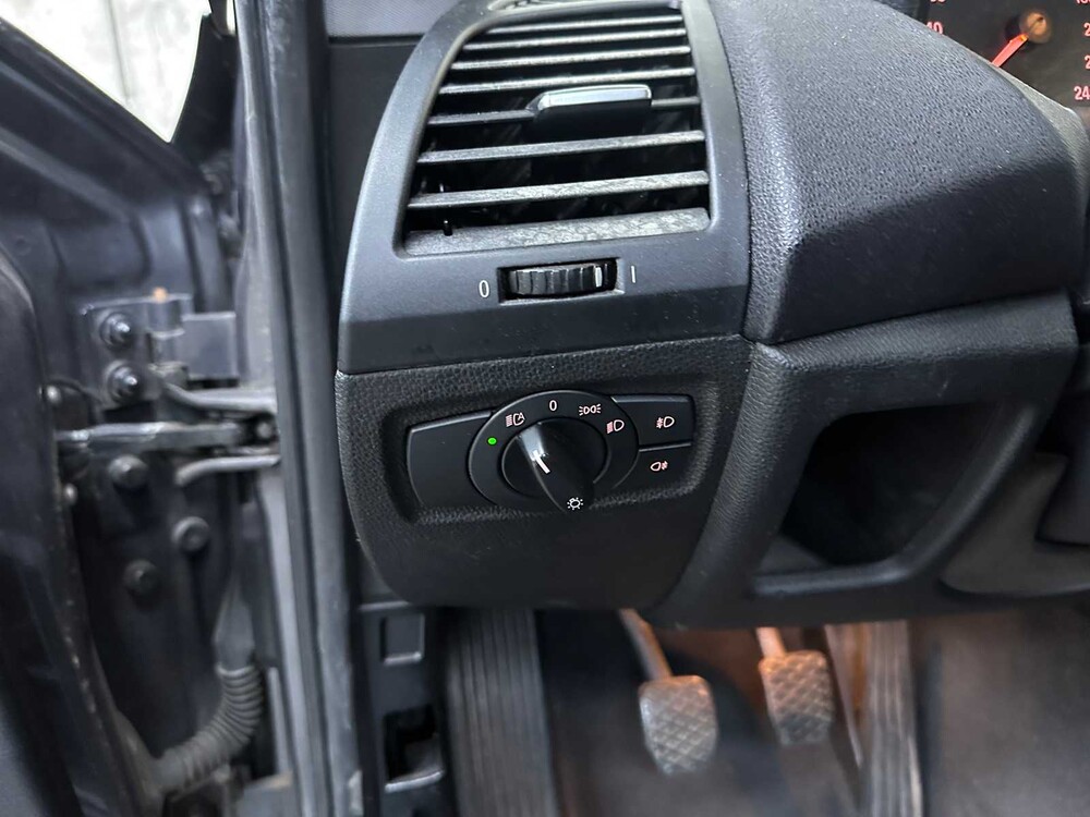 BMW 116i Business Line 1-serie 122pk 2008, 88-ZF-KS