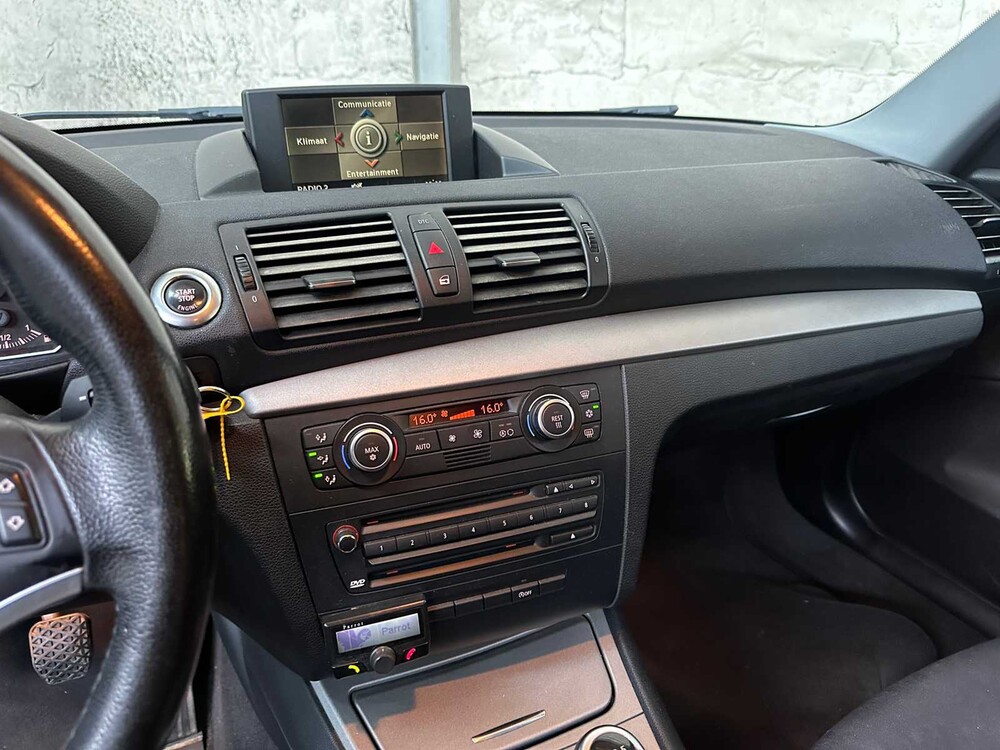 BMW 116i Business Line 1-serie 122pk 2008, 88-ZF-KS