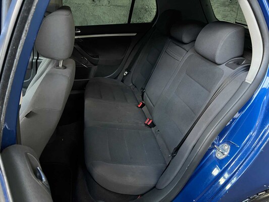 Volkswagen Golf 1.6 FSI Comfortline 116hp 2006, 98-SL-RP