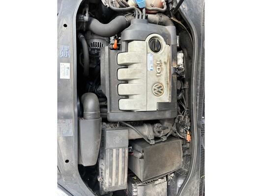Volkswagen Golf 1.9 TDI Comfl. BlueM 105hp 2008, 70-GVZ-8